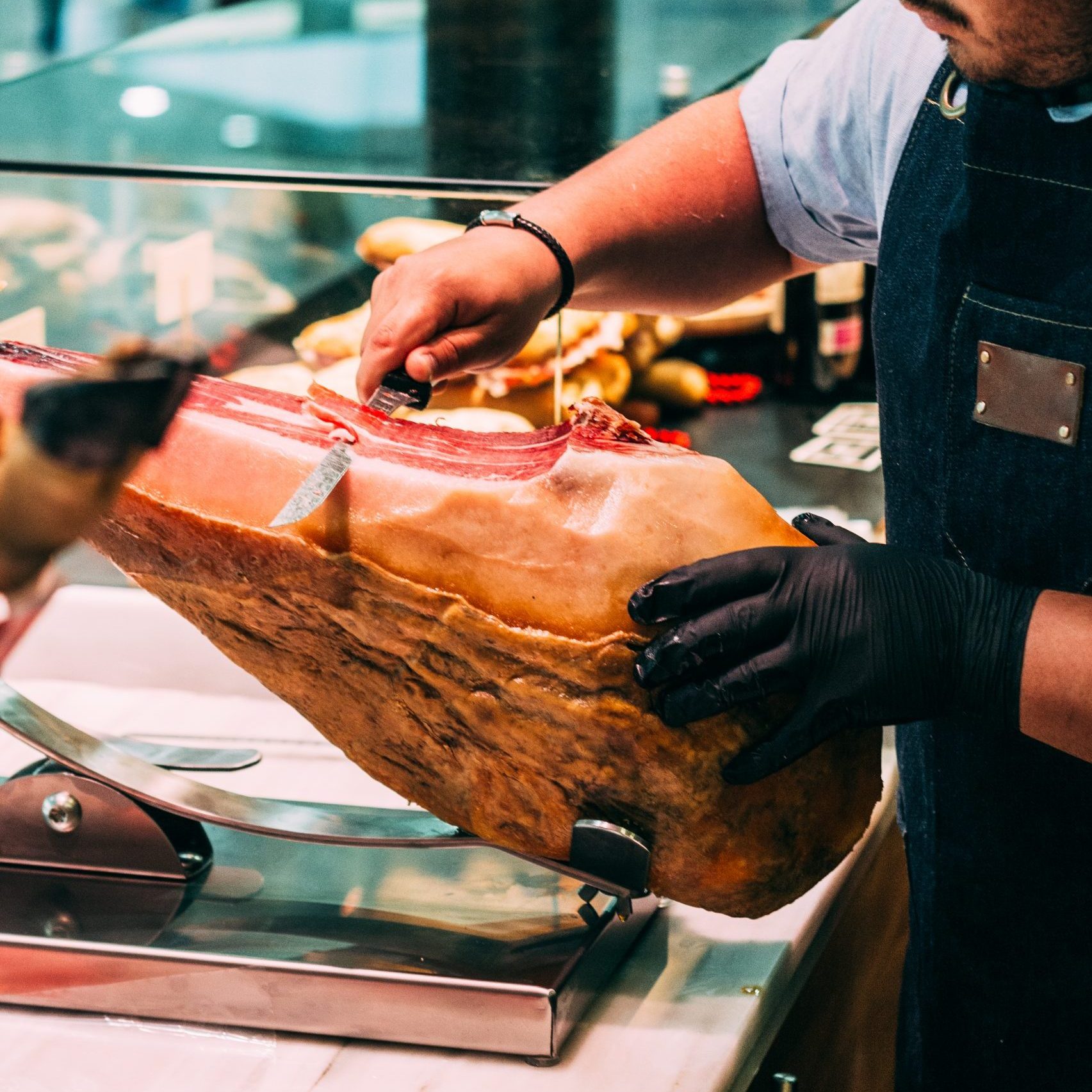 Jamón Ibérico en Majadahonda – Abre tu Finca 98