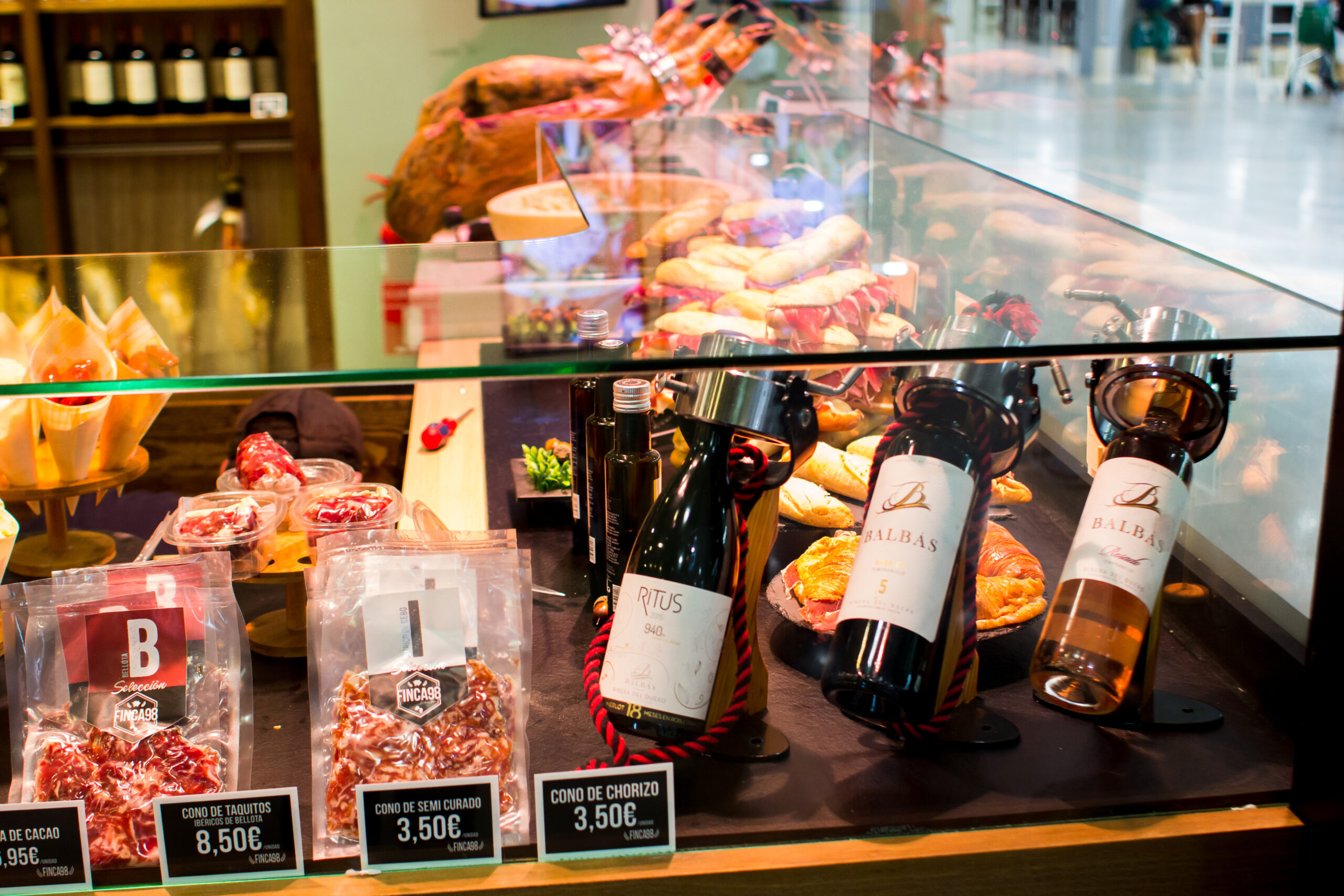 Los mejores acompañamientos para disfrutar un buen jamón ibérico